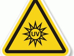 Eticheta lumina UV
